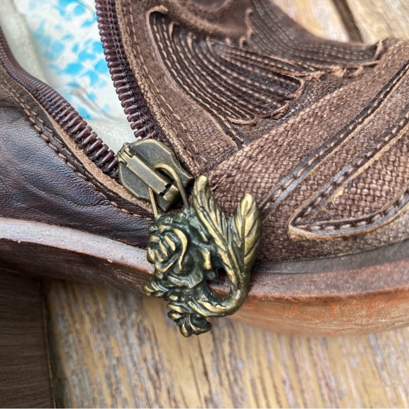 💙Siren by Mark Nason  Rose Embroidered Brown Leather Cowboy Boots - Picture 5 of 16